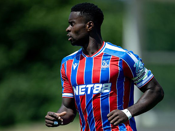 Crystal Palace Tolak Dua Tawaran Liverpool untuk Marc Guehi